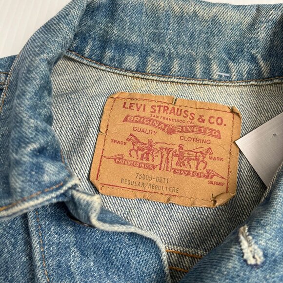 Vintage Levi's Medium Wash Denim Jacket Women's L - Picture 5 of 7